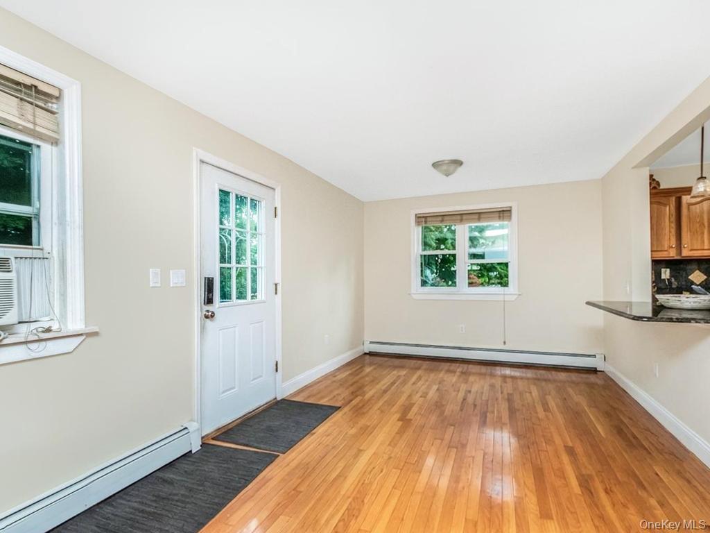 4004 Rombouts Avenue Bronx, NY 10466 - Photo 7 of 37