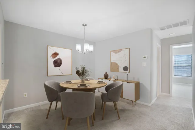 $365,000 | 7711 Lafayette Forest Drive, Unit 22, Annandale, VA 22003