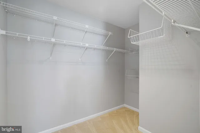 $365,000 | 7711 Lafayette Forest Drive, Unit 22, Annandale, VA 22003