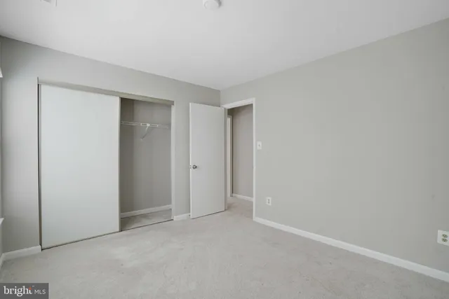 $365,000 | 7711 Lafayette Forest Drive, Unit 22, Annandale, VA 22003