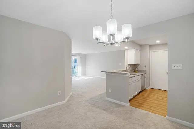 $365,000 | 7711 Lafayette Forest Drive, Unit 22, Annandale, VA 22003