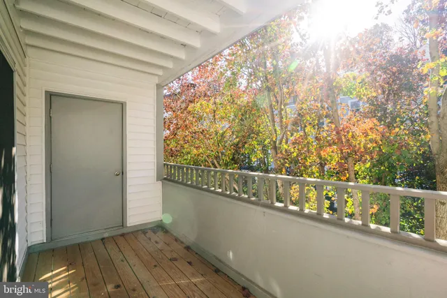 $365,000 | 7711 Lafayette Forest Drive, Unit 22, Annandale, VA 22003