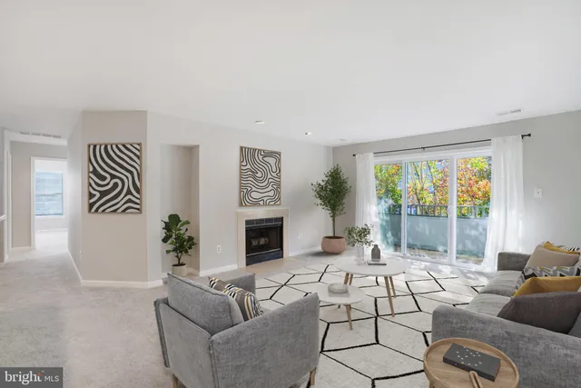 $365,000 | 7711 Lafayette Forest Drive, Unit 22, Annandale, VA 22003