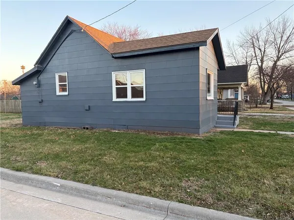 $119,500 | 513 1st Street, Osawatomie, KS 66064