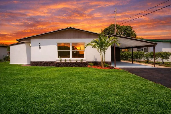 $339,900 | 251 Avenue O, Riviera Beach, FL 33404