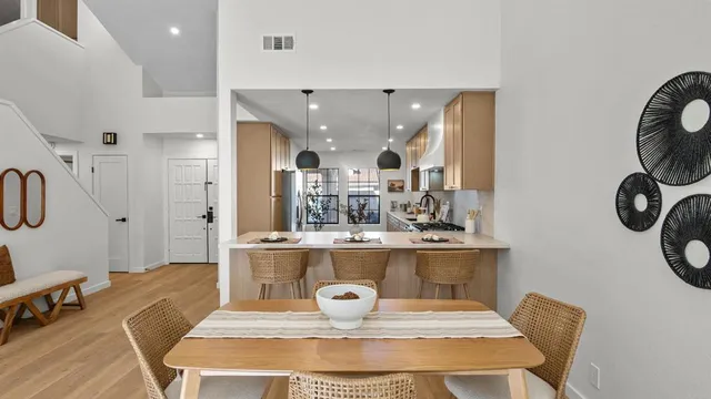 $1,149,900 | 15662 Via Calanova, San Diego, CA 92128