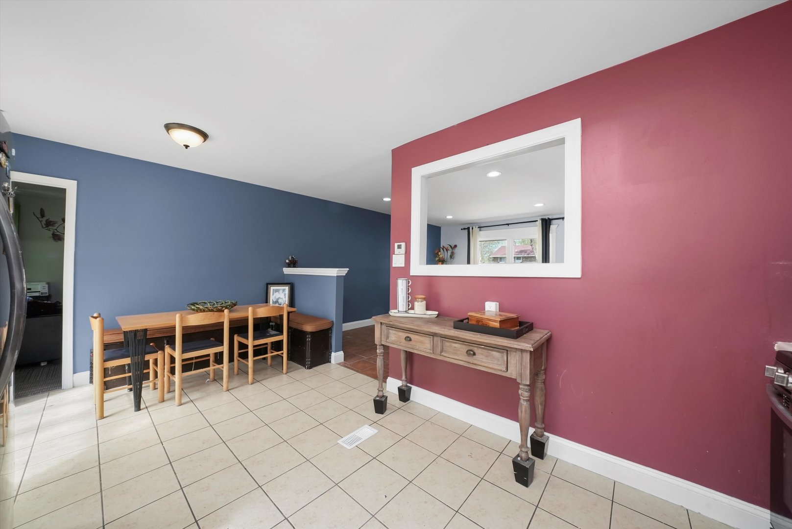 176 Oxford Road Bolingbrook, IL 60440 - Photo 14 of 43 a reading room with furniture and wooden floor