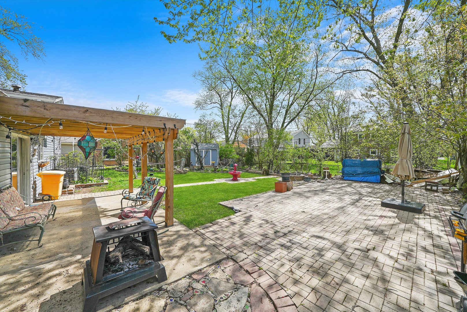 176 Oxford Road Bolingbrook, IL 60440 - Photo 30 of 43 a view of a backyard with sitting area