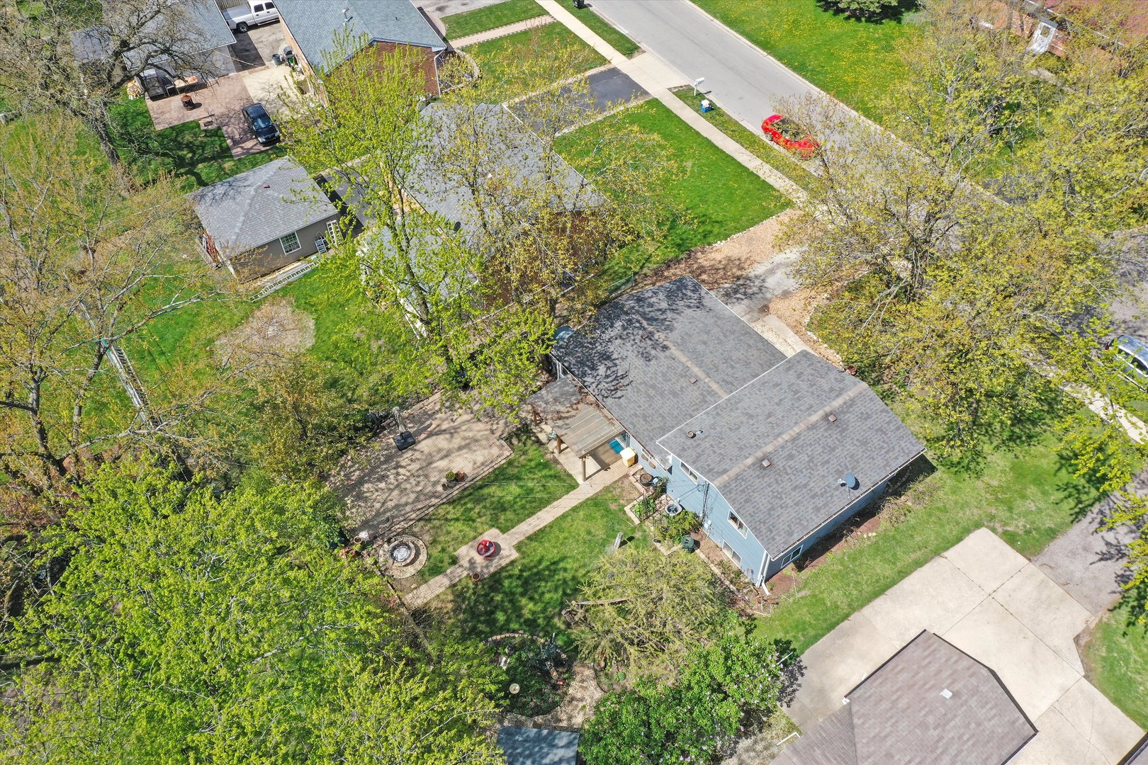 176 Oxford Road Bolingbrook, IL 60440 - Photo 35 of 43 an aerial view of a house