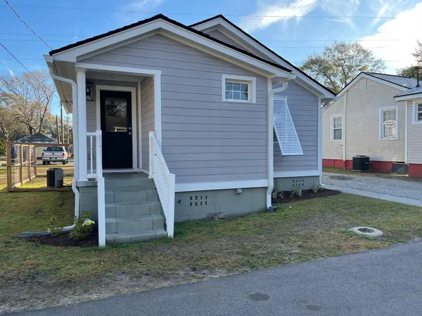 $1,600 | 3722 Tim Street, North Charleston, SC 29405