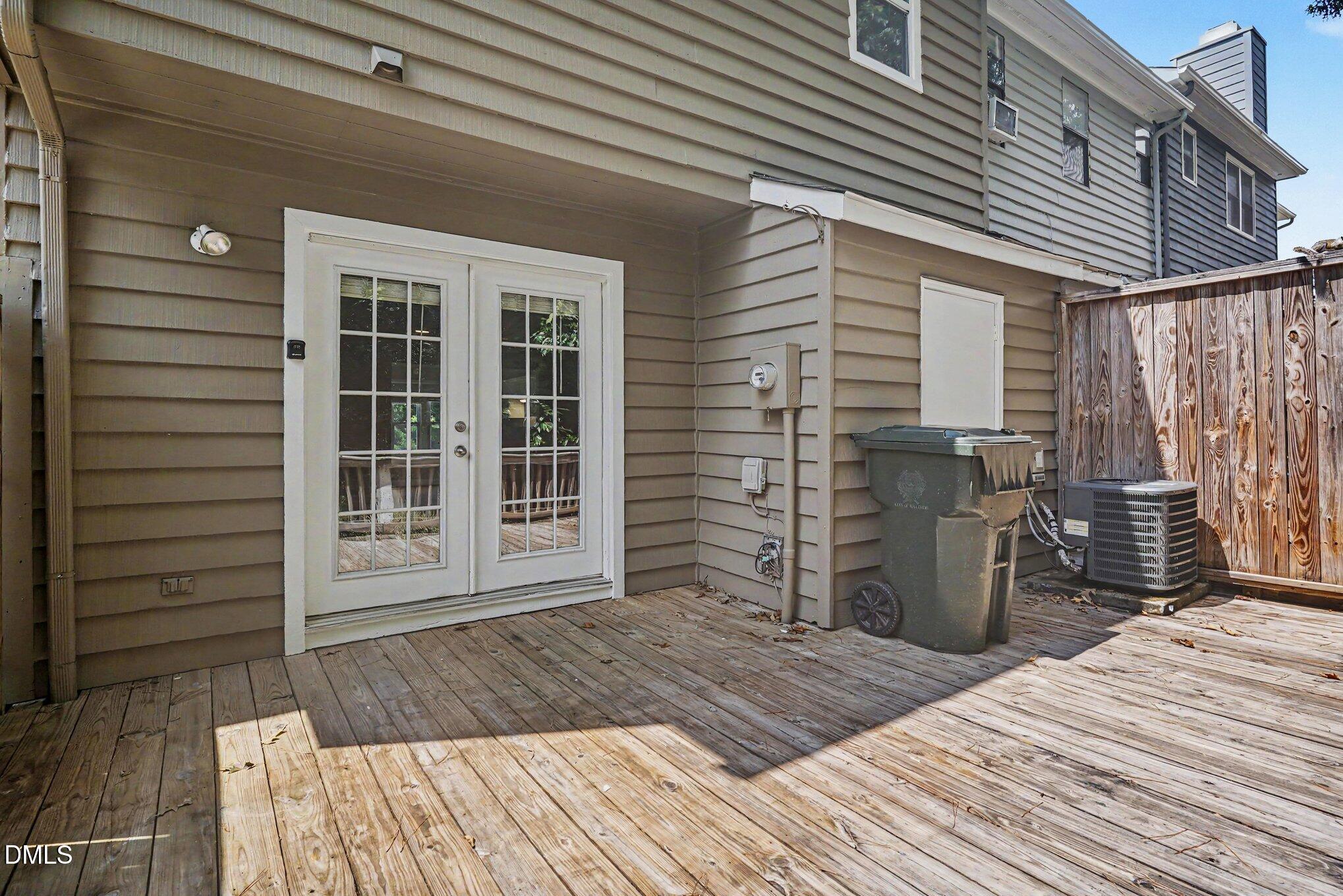 5304 Ridgeloch Place Raleigh, NC 27612 - Photo 5 of 15 013_file_7207