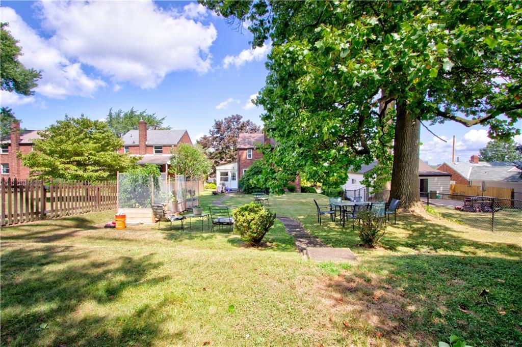 520 Old Farm Road Pittsburgh, PA 15234 - Photo 22 of 25