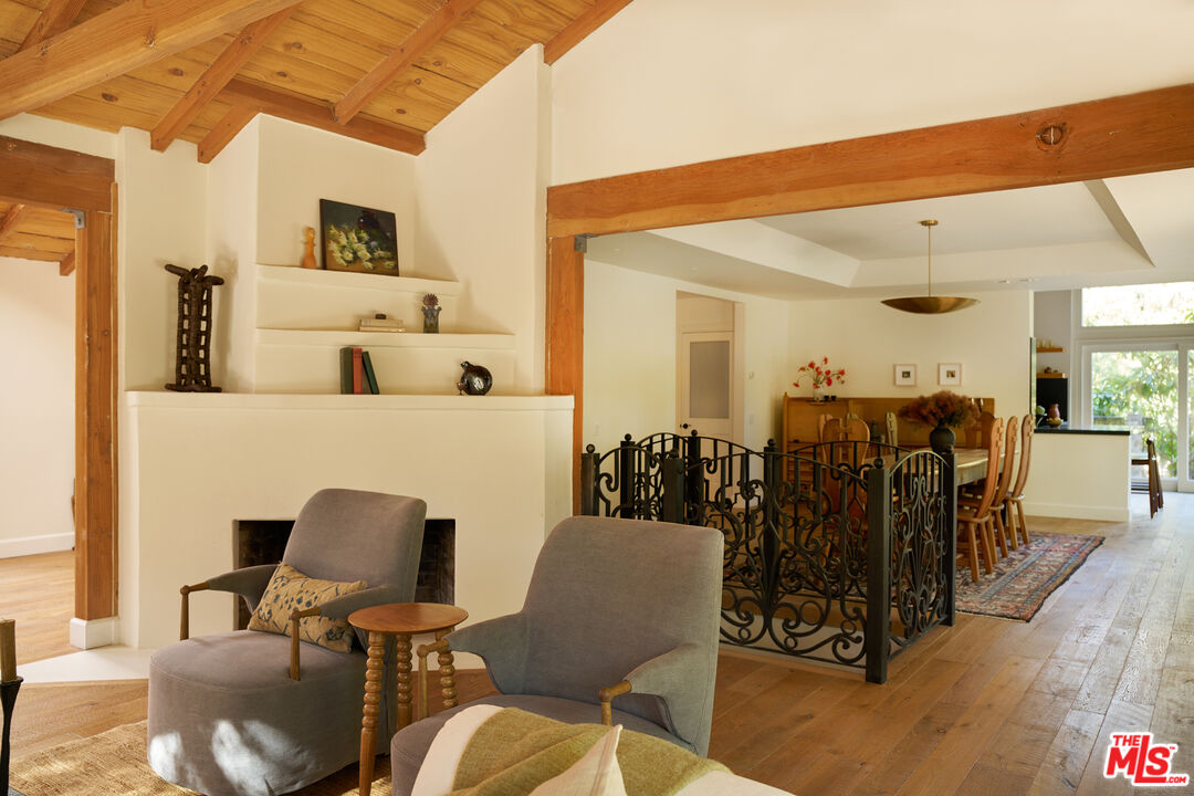 6208 Delaplane Road Malibu, CA 90265 - Photo 9 of 44 Gallery Image 9