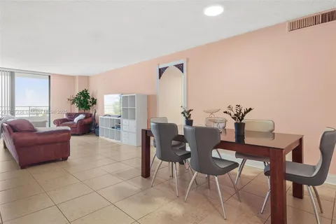 $349,500 | 2500 Parkview Drive, Unit 812, Hallandale Beach, FL 33009