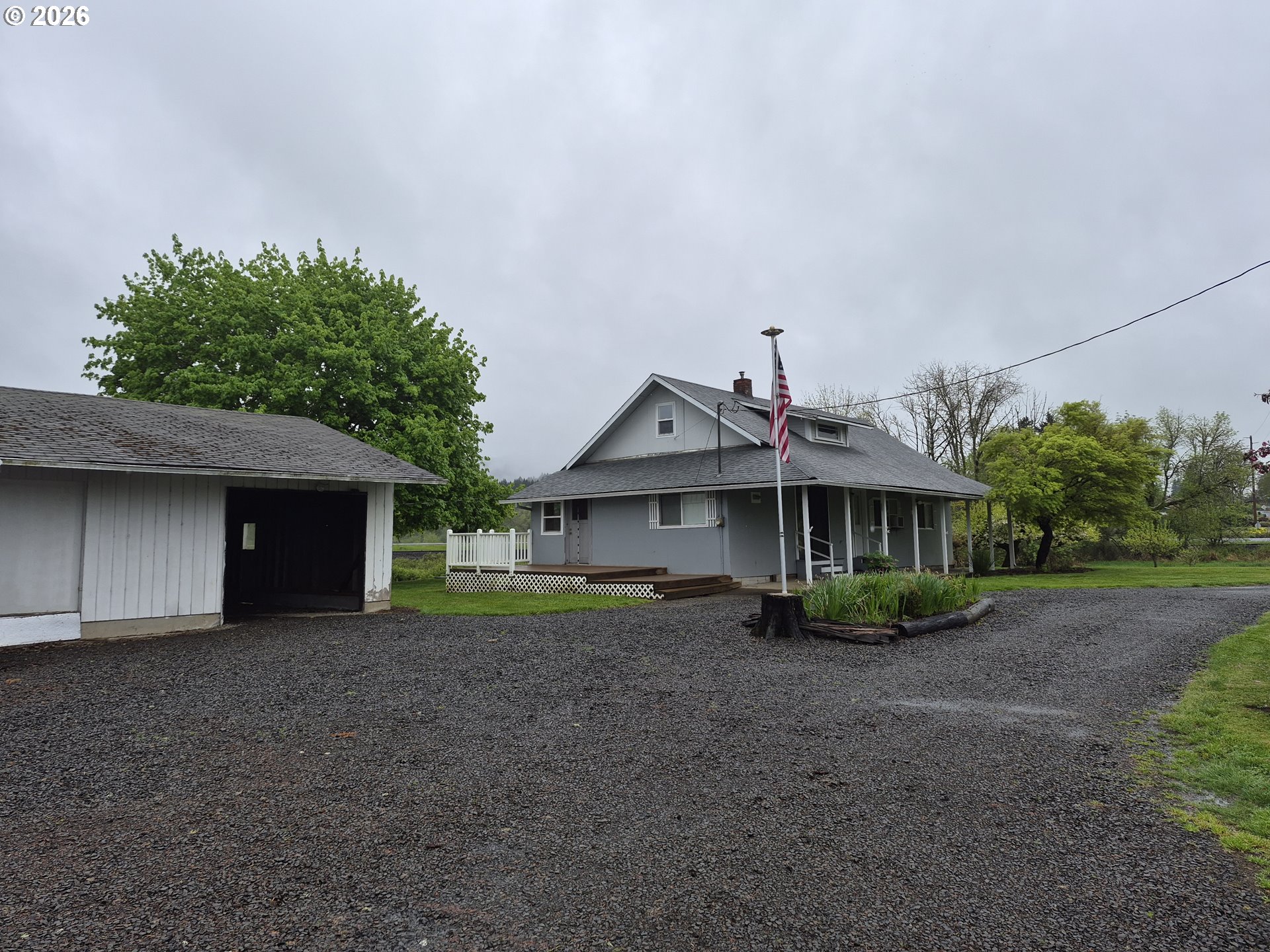 5659 Southwest Spring Hill Road Gaston, OR 97119 - Photo 27 of 35