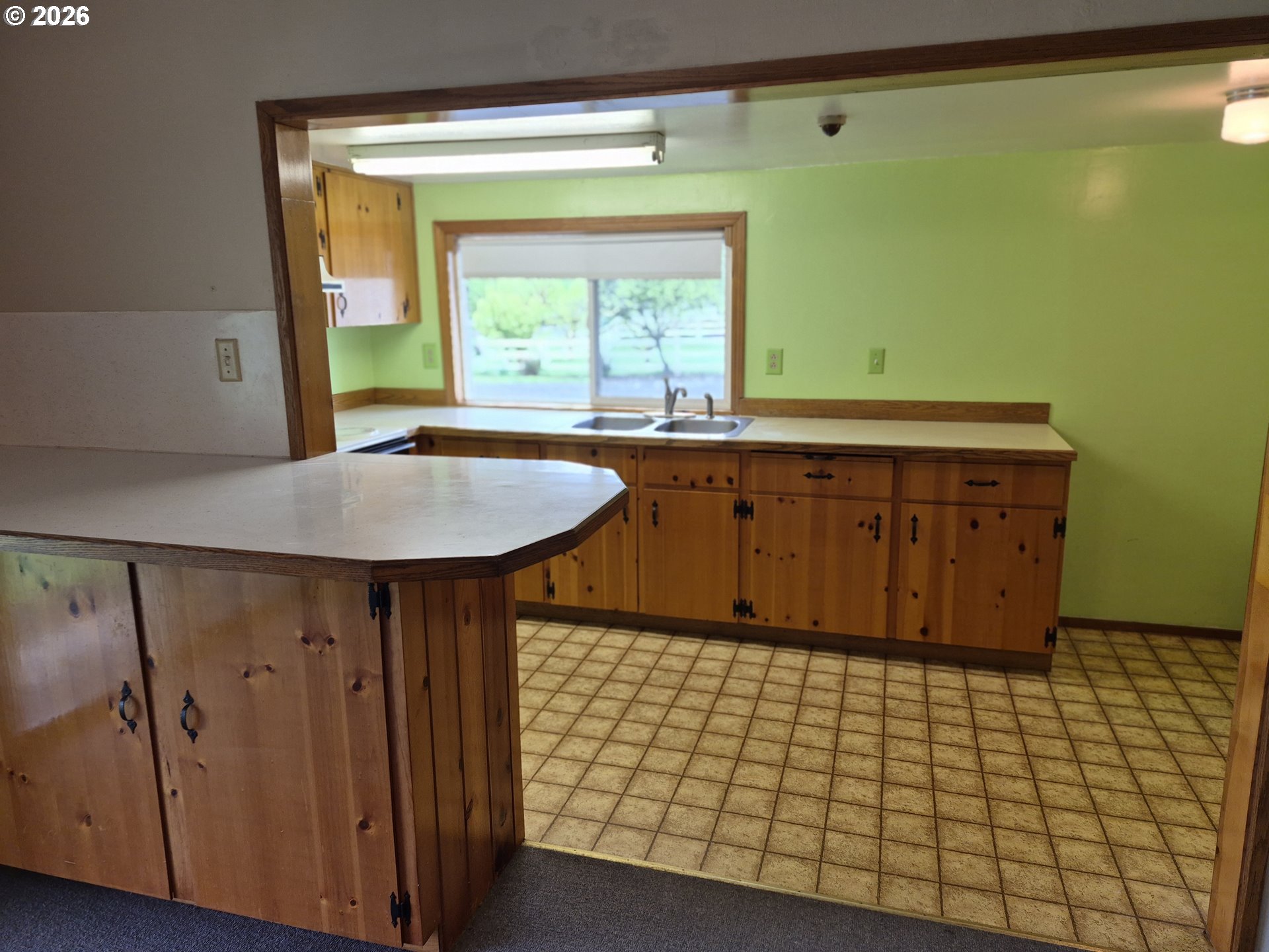 5659 Southwest Spring Hill Road Gaston, OR 97119 - Photo 6 of 35