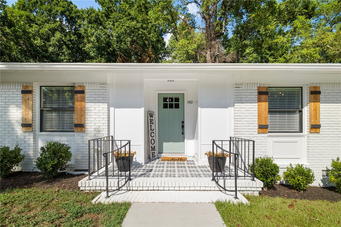 1401 Oak Drive Pendleton, SC 29670 - Photo 4 of 35