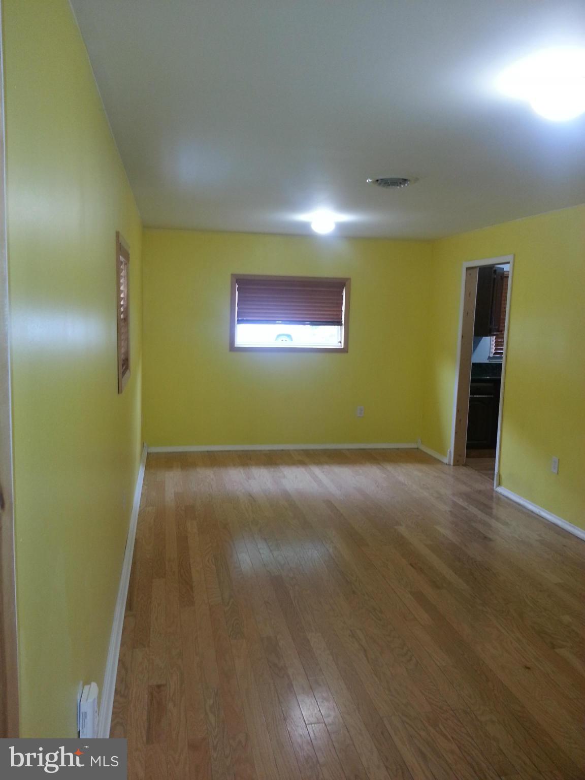 15215 Michigan Rd. Woodbridge, VA 22191 - Photo 12 of 28 View
