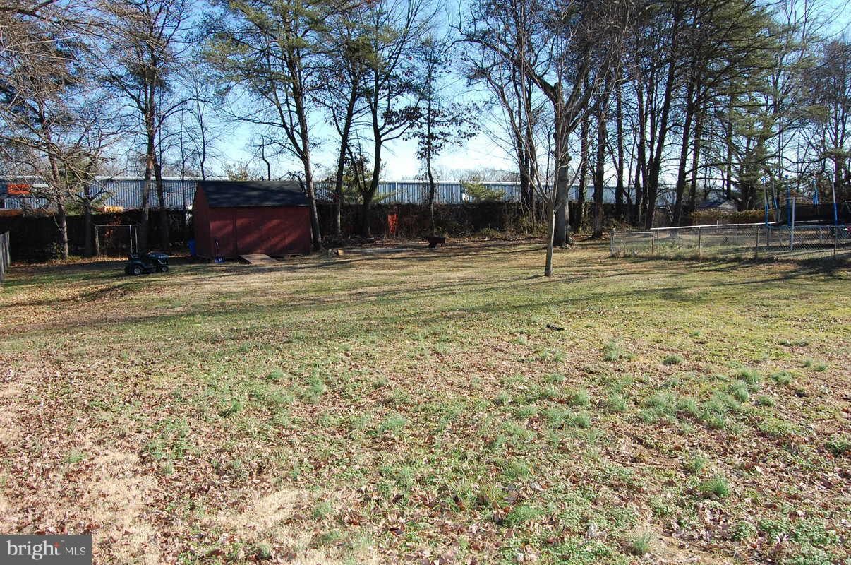 15215 Michigan Rd. Woodbridge, VA 22191 - Photo 6 of 28 View