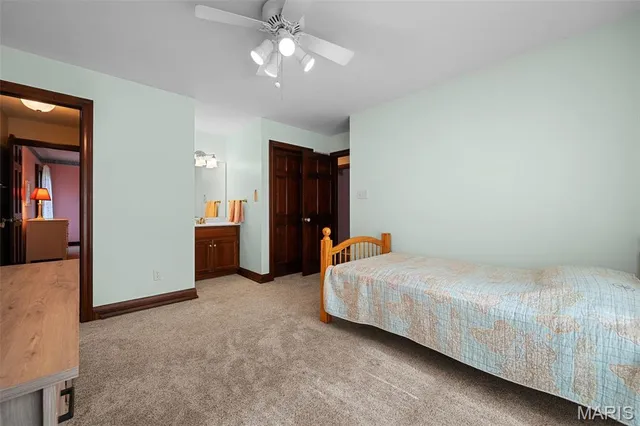 $1,525,000 | 10610 Deerpath Acres Court, St. Louis, MO 63128