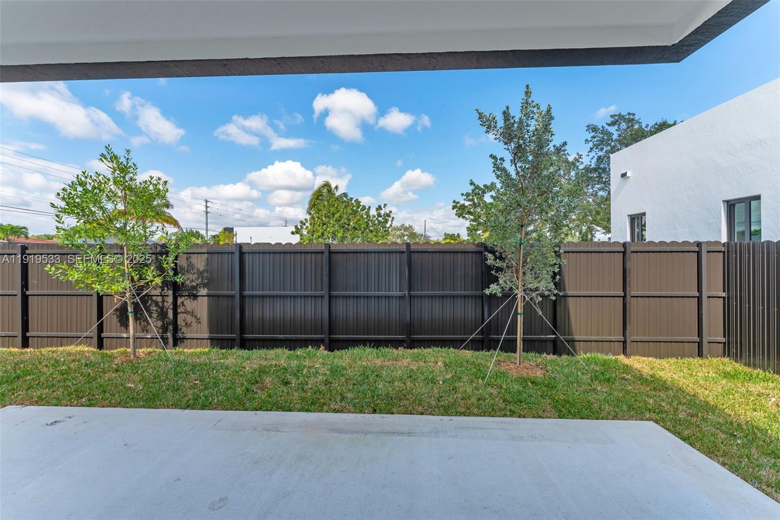 21911 Southwest 124th Avenue Miami, FL 33183 - Photo 20 of 24 a garden view