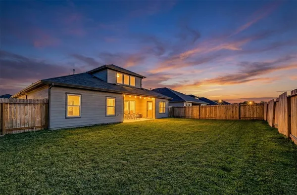 $2,900 | 3108 Magnolia Blossom Lane, Rosenberg, TX 77469