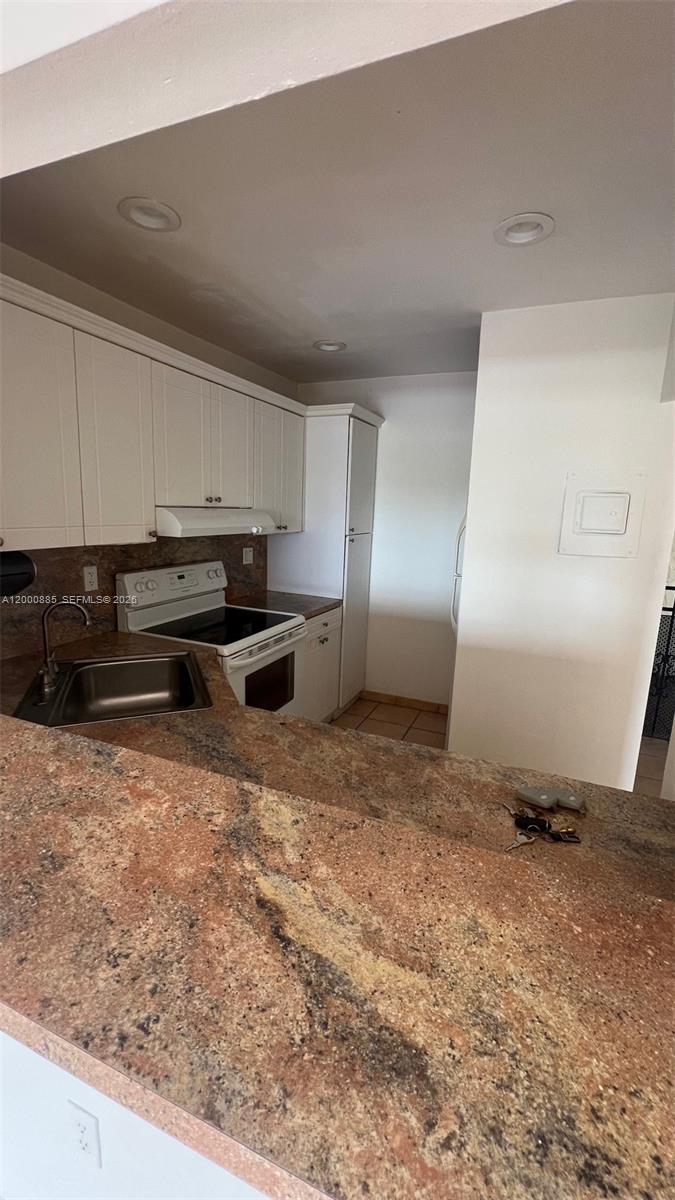 6070 West 18th Avenue, Unit 323 Hialeah, FL 33012 - Photo 5 of 17