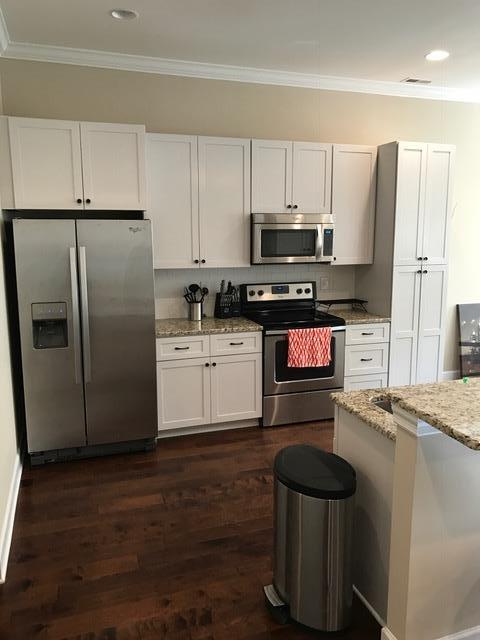 809 Cedarstone Way Nashville, TN 37214 - Photo 3 of 17