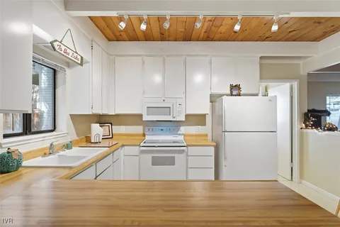 $1,299,000 | 941 Harold Drive, Incline Village, NV 89451