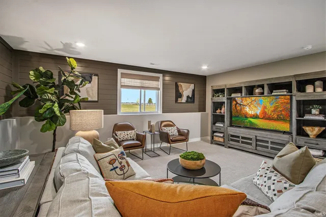 $349,900 | 50719 Hunters Edge Drive, Elkhart, IN 46514