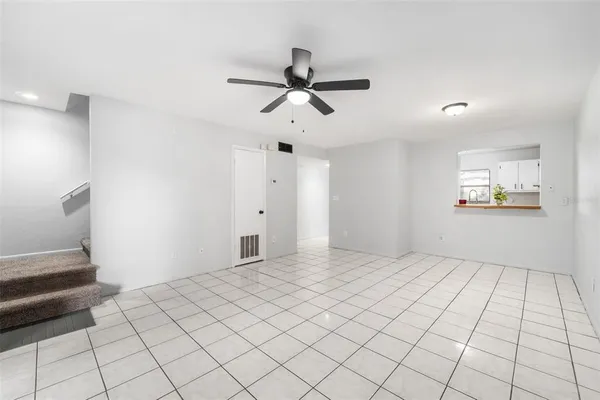 $139,900 | 6115 Southwest 12th Place, Unit 13D, Gainesville, FL 32607