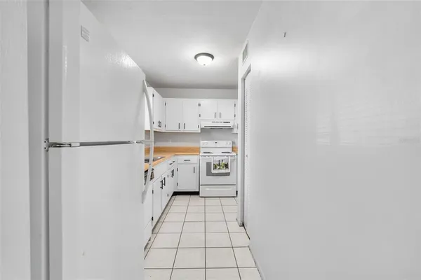 $139,900 | 6115 Southwest 12th Place, Unit 13D, Gainesville, FL 32607