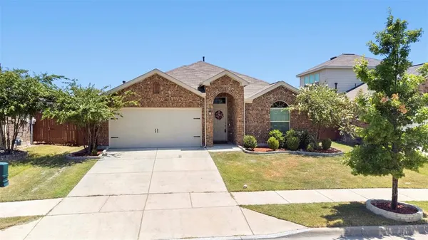 $300,000 | 3910 Pioneer Drive, Crandall, TX 75114