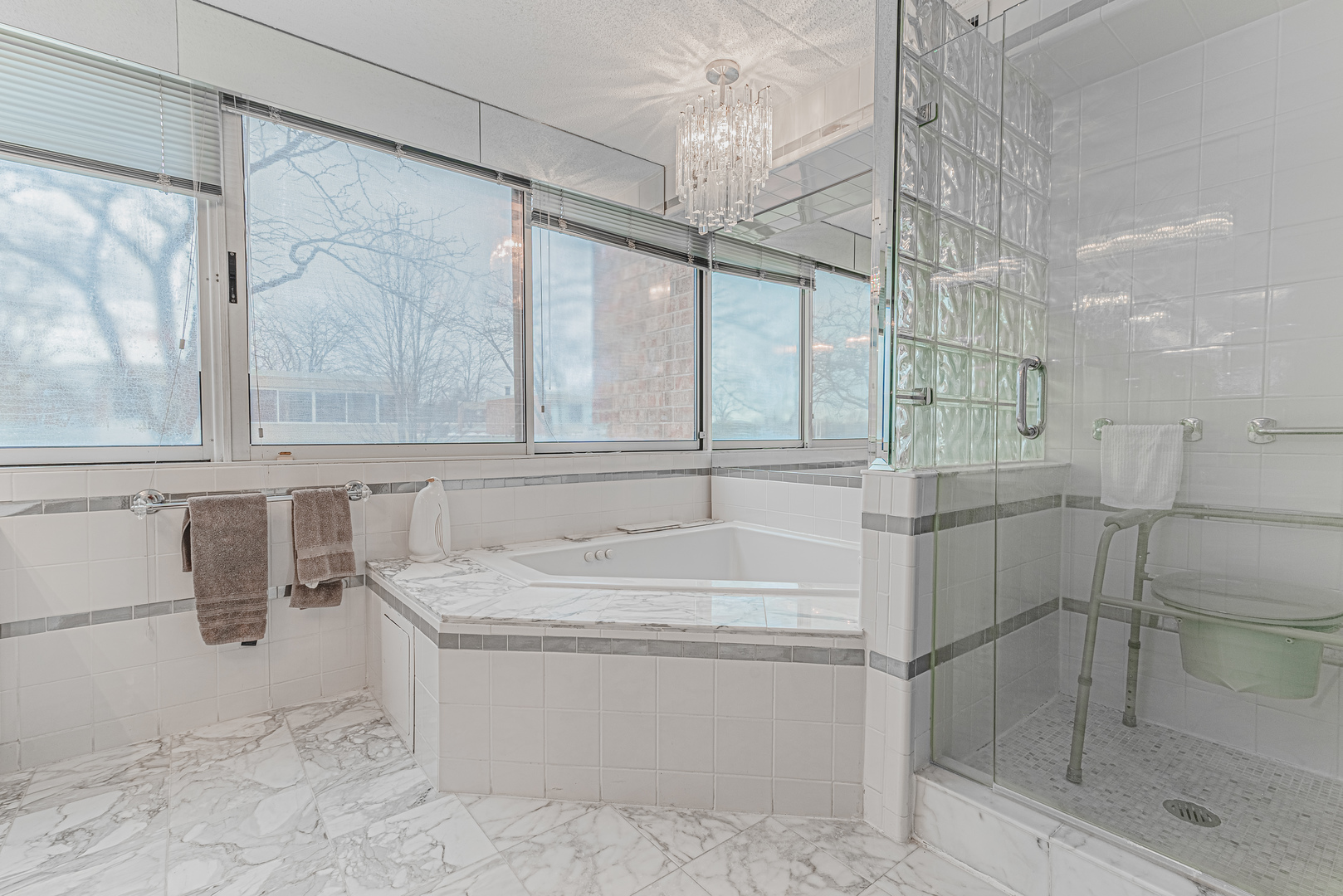 145 Wellington Road Northbrook, IL 60062 - Photo 25 of 32