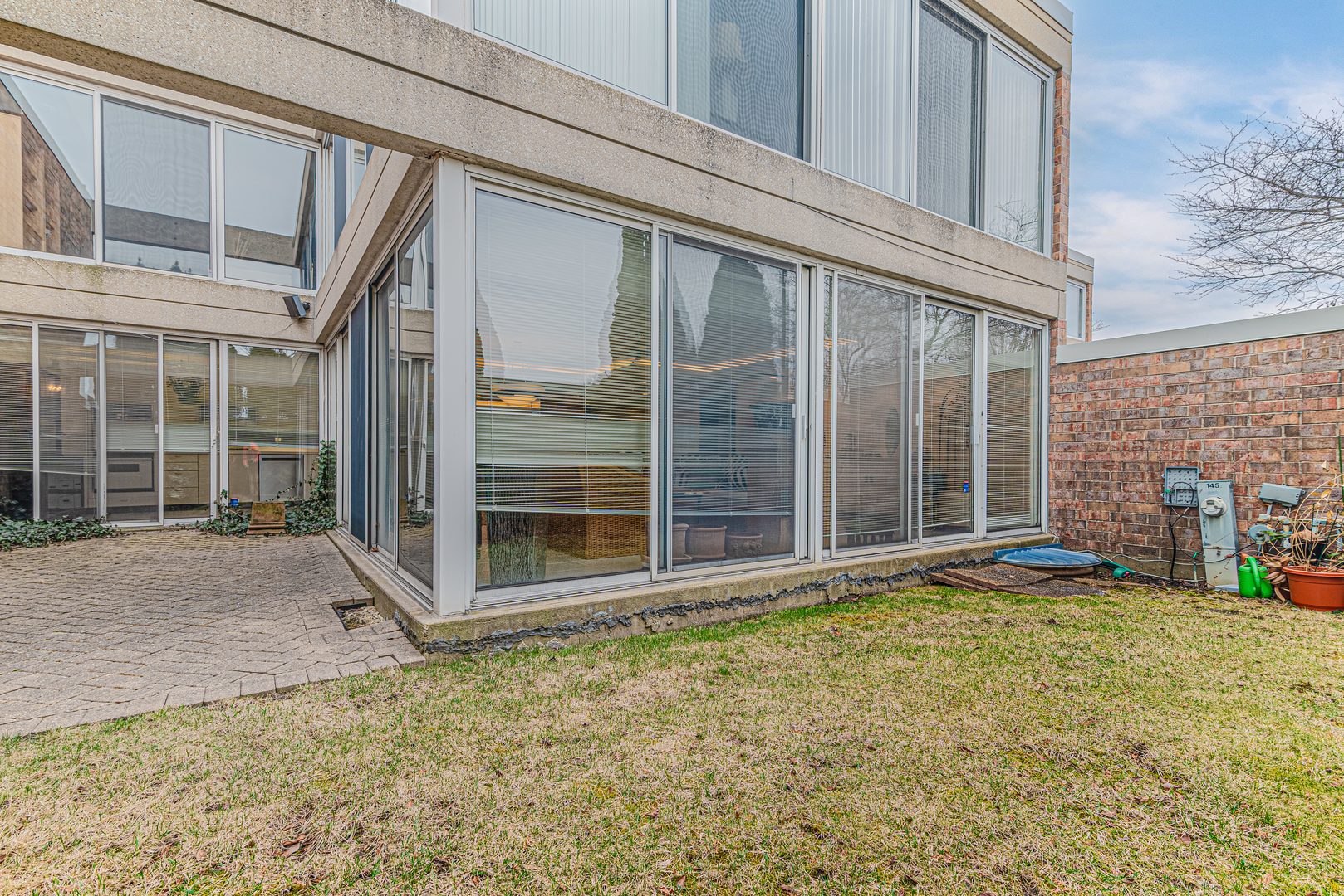 145 Wellington Road Northbrook, IL 60062 - Photo 31 of 32