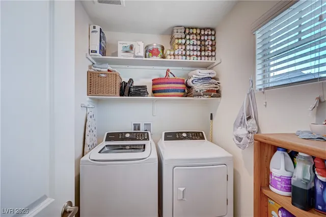 $369,999 | 4389 Panther Cove Drive, Las Vegas, NV 89115