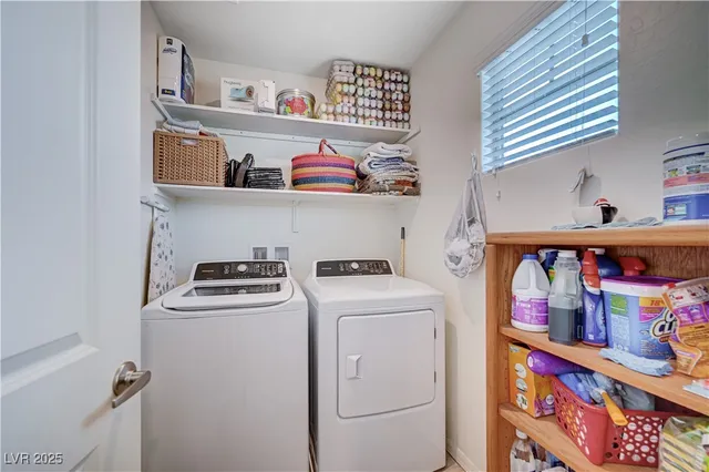 $369,999 | 4389 Panther Cove Drive, Las Vegas, NV 89115