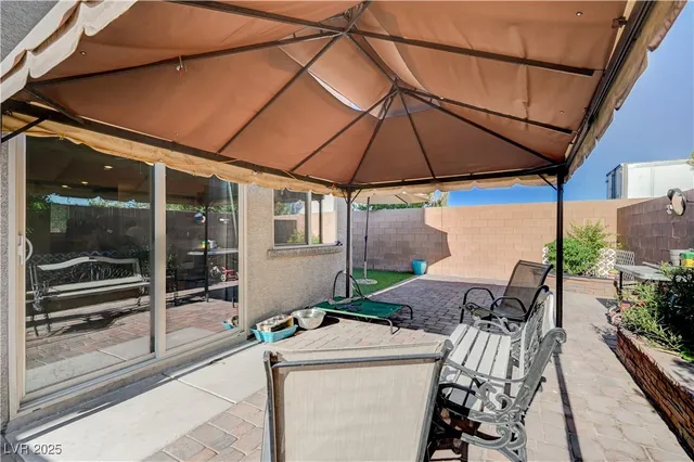 $369,999 | 4389 Panther Cove Drive, Las Vegas, NV 89115