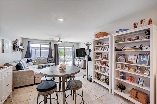 $369,999 | 4389 Panther Cove Drive, Las Vegas, NV 89115