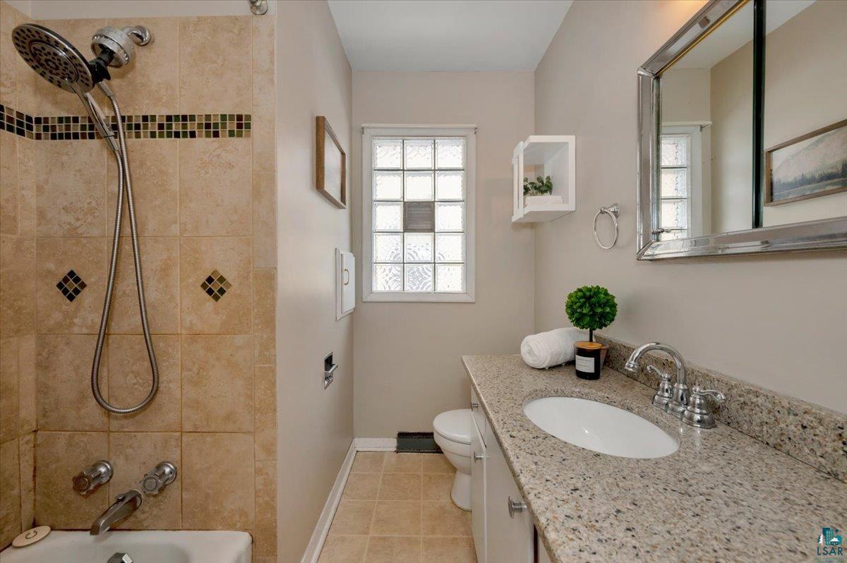 4106 East 3rd Street Superior, WI 54880 - Photo 13 of 26