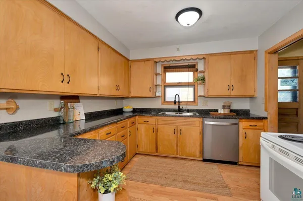 $279,000 | 4106 East 3rd Street, Superior, WI 54880