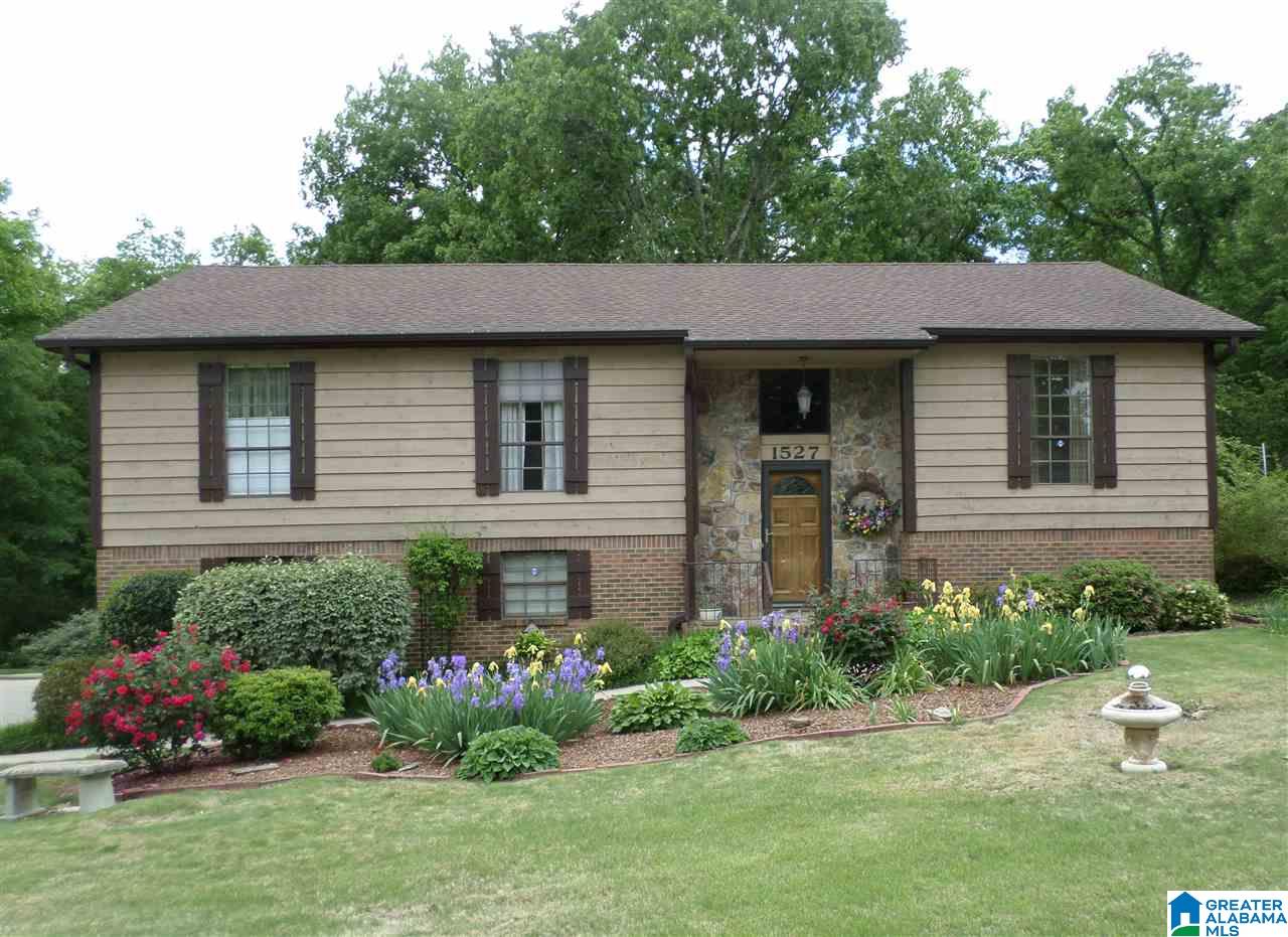 1527 Tropical Lane Alabaster, AL 35007 - Photo 1 of 24