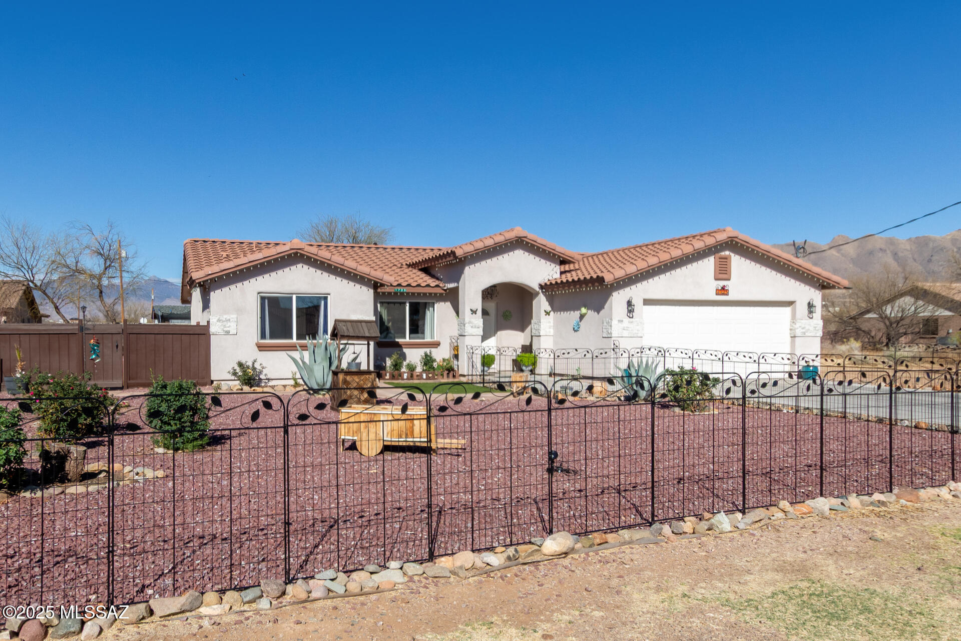 1725 Camino Jacinto Rio Rico, AZ 85648 - Photo 4 of 29 Gallery Image 4