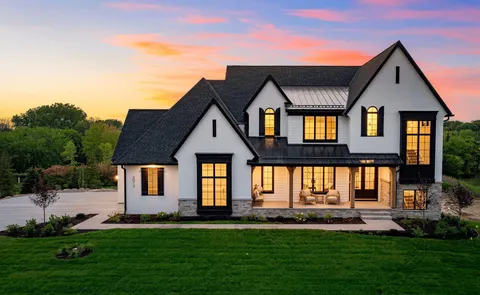 $2,795,000 | 2073 Bridgevine Court, Independence, MN 55359