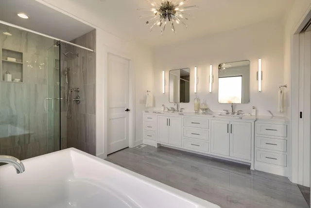 $2,795,000 | 2073 Bridgevine Court, Independence, MN 55359