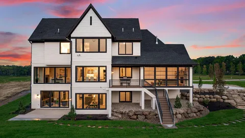 $2,795,000 | 2073 Bridgevine Court, Independence, MN 55359