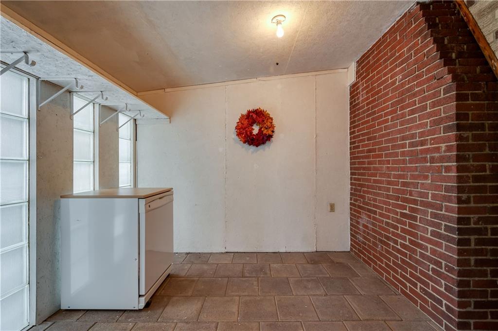 114 Weitzel Road Butler, PA 16002 - Photo 20 of 25