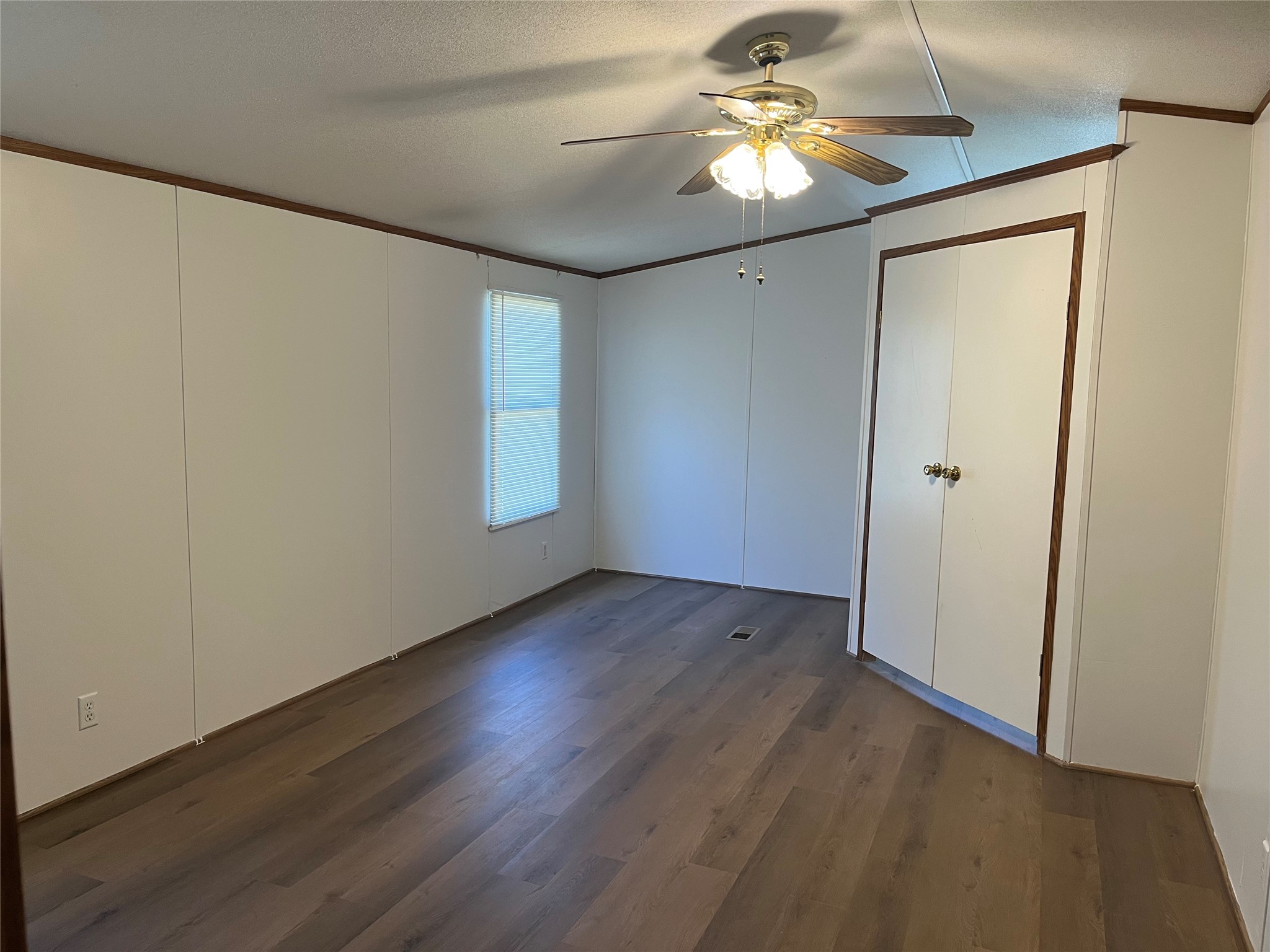 12804 Royal Springs Road Conroe, TX 77303 - Photo 8 of 20 primary bedroom 1 view