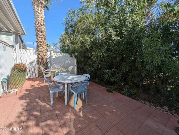 $1,300 | 215 East Palo Verde Lane, Florence, AZ 85132