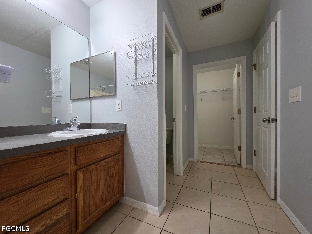 332 Rogen Street Lehigh Acres, FL 33972 - Photo 7 of 16